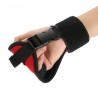 Le gant de rééducation pour les exercices de parésie de la main